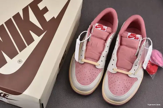 HYPE Travis DM7866-600 1 Scott x SP OG Low AJ 0616